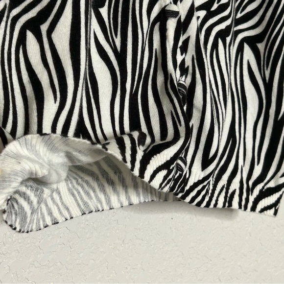 Elementz Medium Light Cardigan Pullover 3/4 Sleeve Black/White Zebra Print - Picture 5 of 10